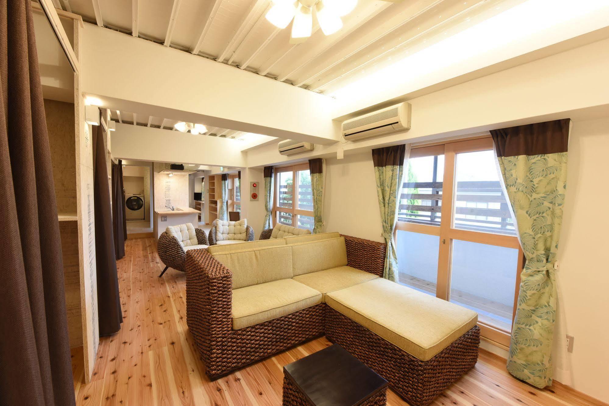 Backpackers Hotel Noosa Japan In Takatsuki Tonda Ngoại thất bức ảnh